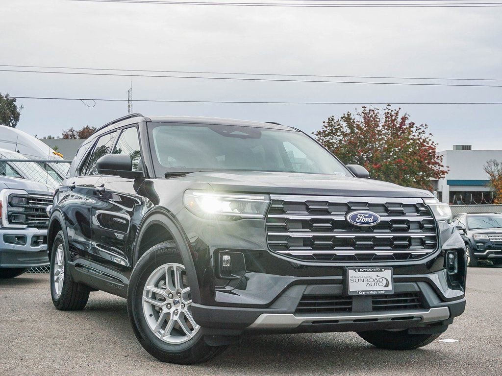 New 2026 Ford Explorer Active w/ Active Comfort Package RWD image 1