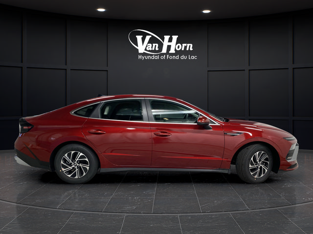 New 2026 Hyundai Sonata Blue FWD image 2