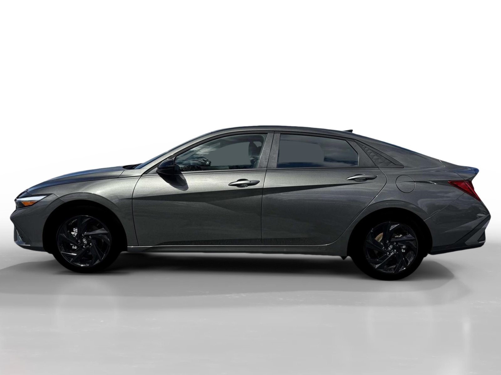 New 2026 Hyundai Elantra SEL FWD image 3