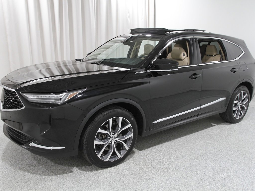 Used 2023 Acura MDX SH-AWD w/ Technology Package image 3
