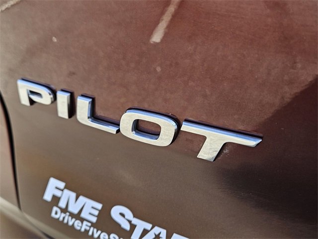 Used 2019 Honda Pilot Touring image 12