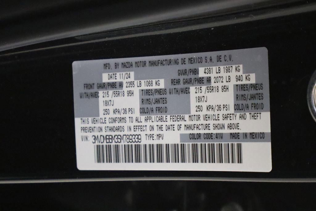 Used 2025 MAZDA CX-30 AWD 2.5 S w/ Select Sport Pkg image 17