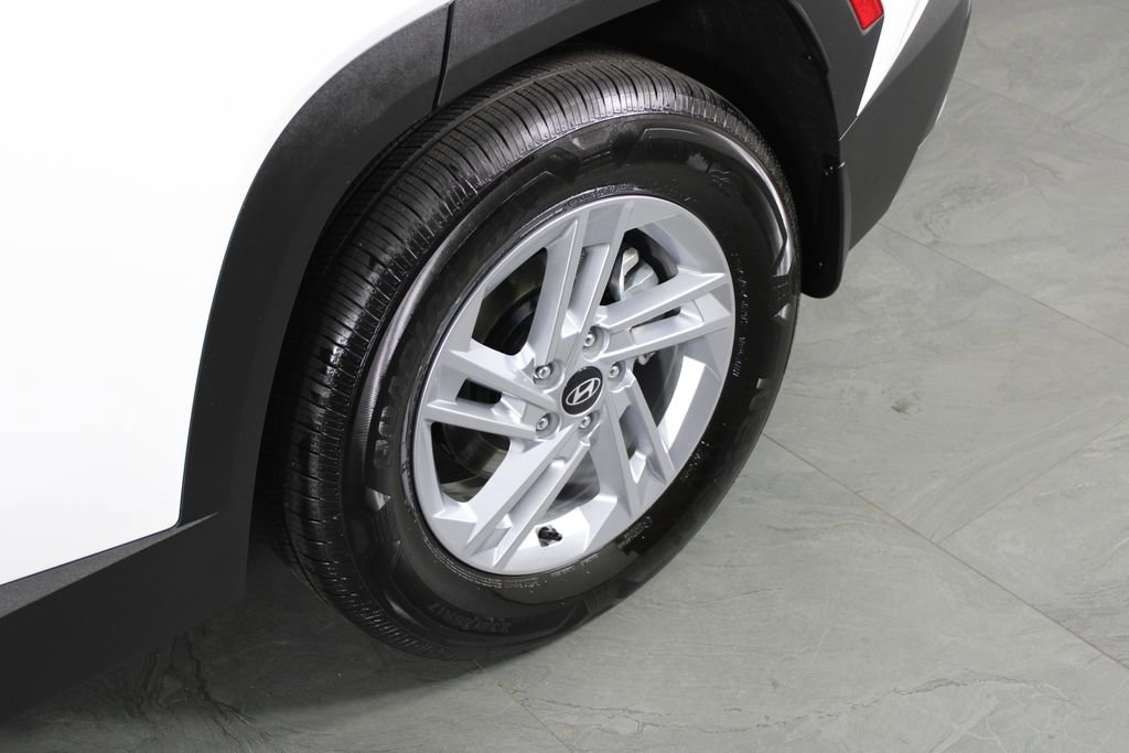 Certified 2026 Hyundai Tucson SE FWD image 13