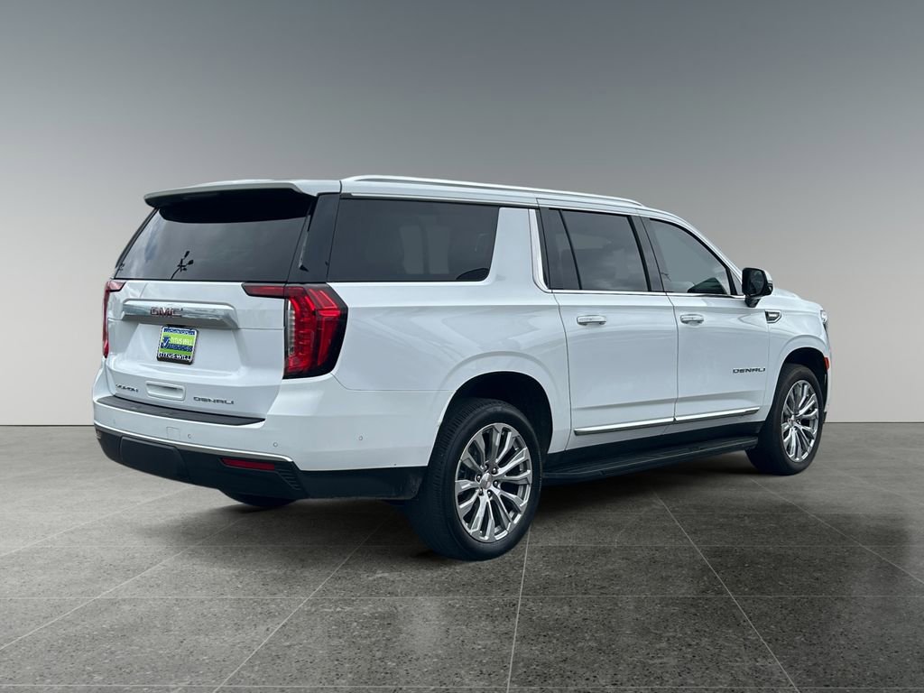 Used 2024 GMC Yukon XL Denali w/ Advanced Technology Package AWD/4WD image 10