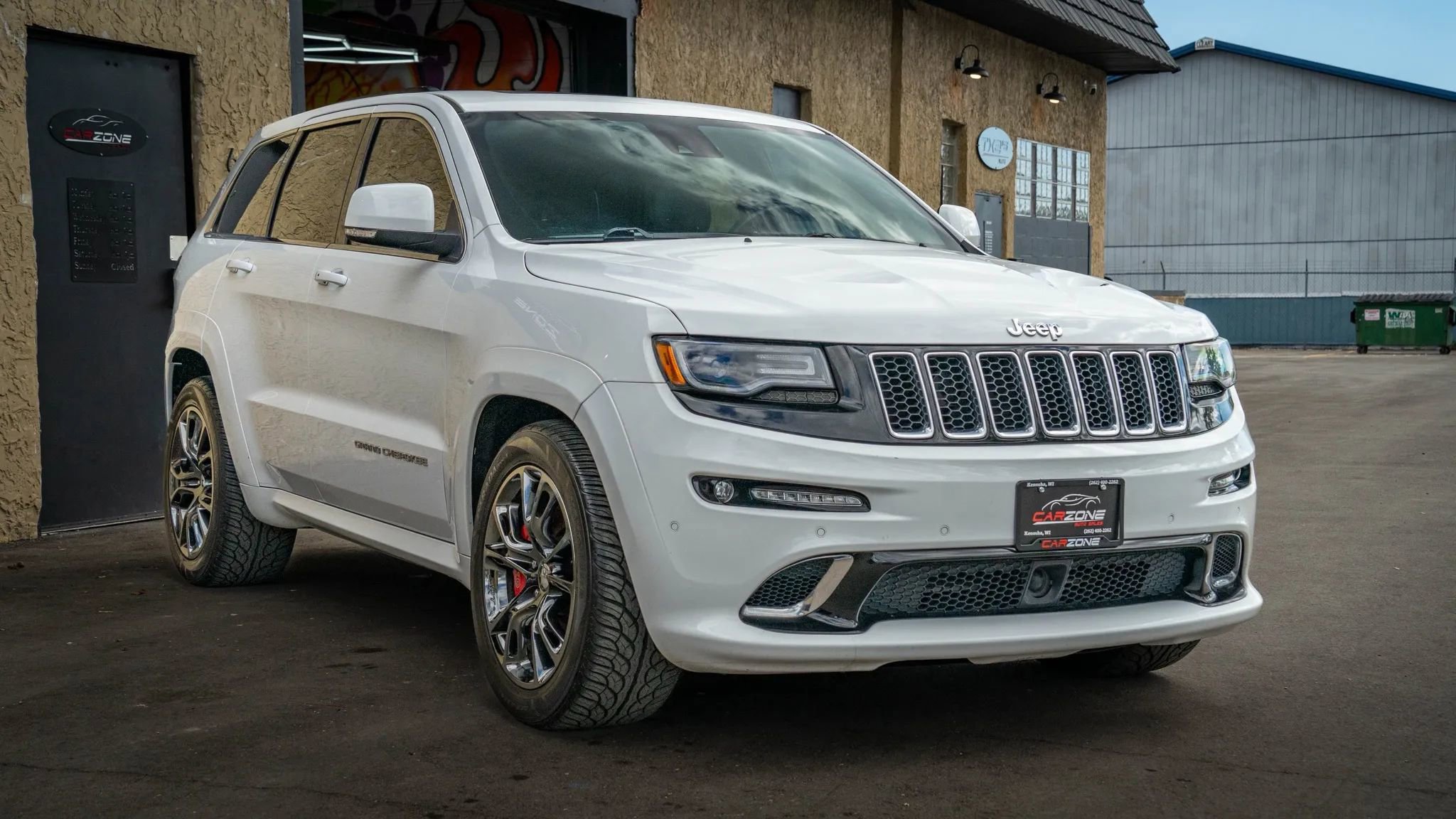 Used 2015 Jeep Grand Cherokee SRT AWD/4WD image 3