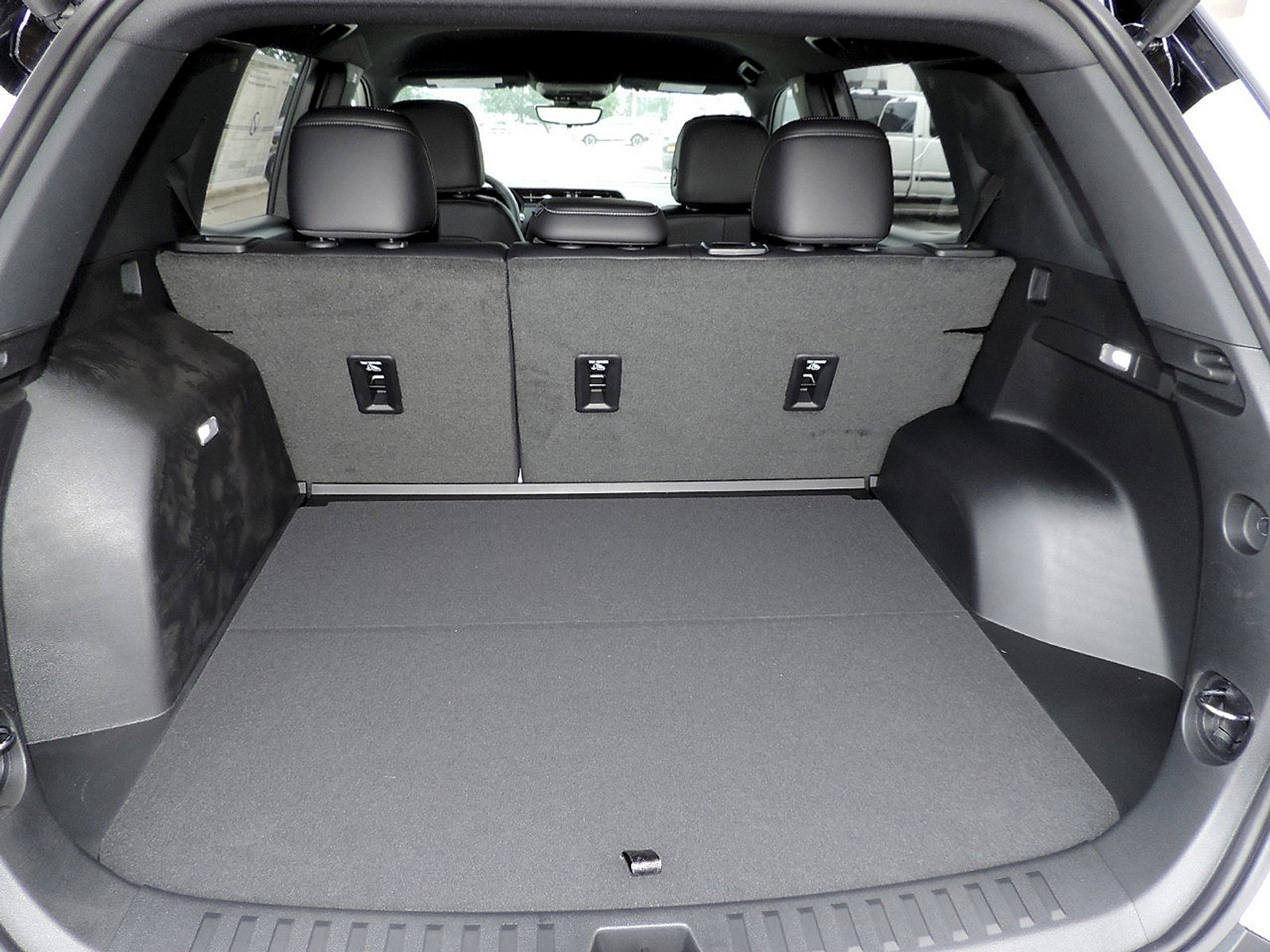 New 2026 GMC Terrain Elevation w/ Elevation Premium Package FWD image 13