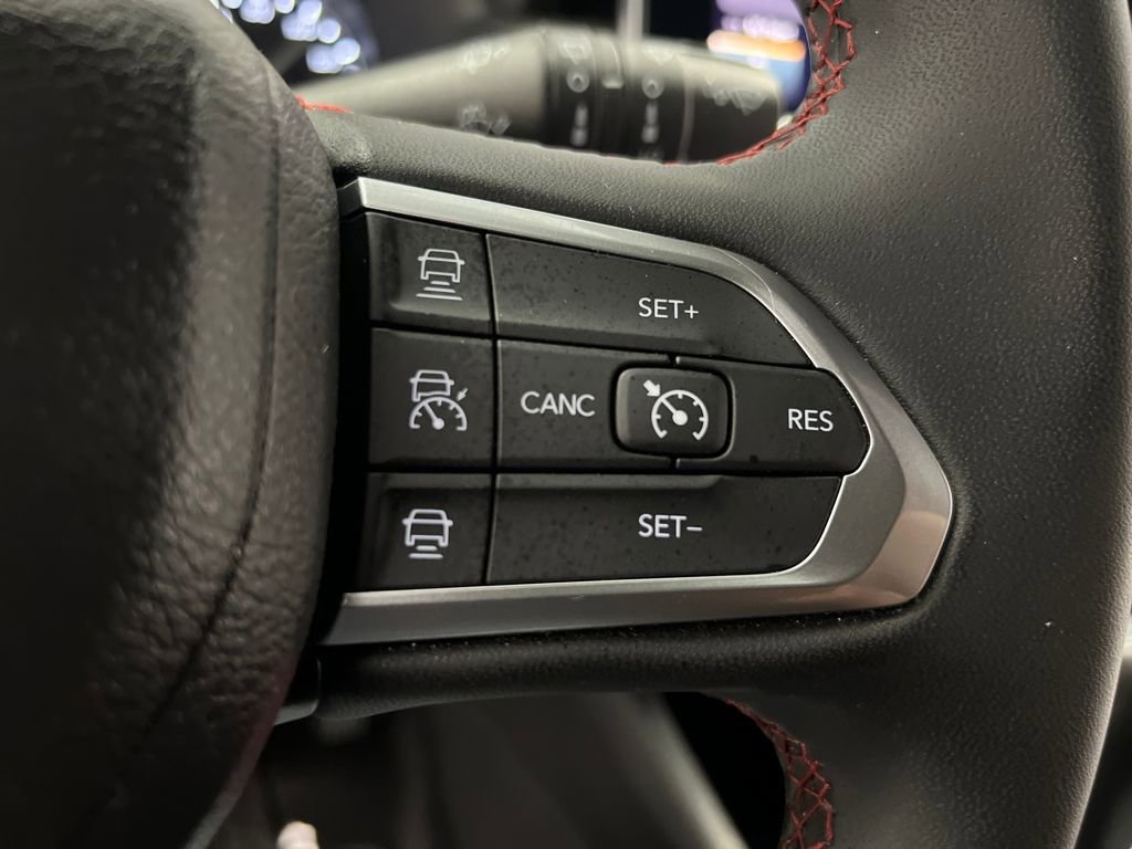 Used 2024 Jeep Compass Trailhawk image 39