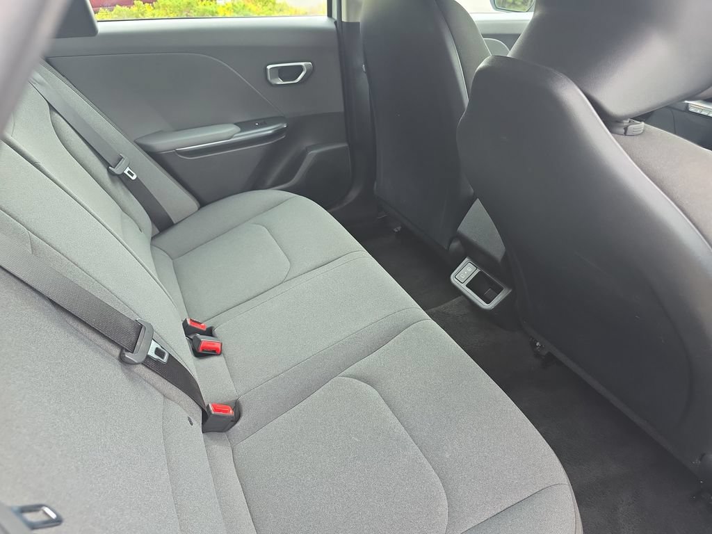 Used 2025 Kia K4 FWD image 19