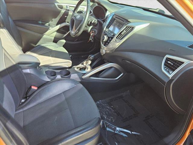 Used 2016 Hyundai Veloster w/ Option Group 02 image 19