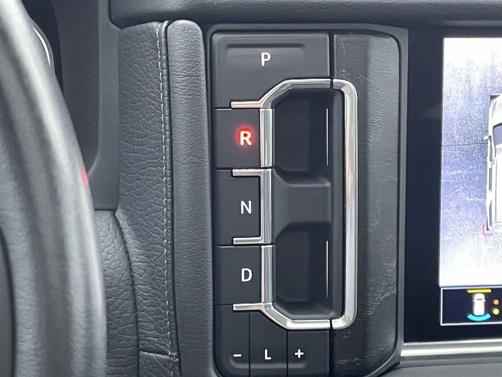 Used 2021 GMC Yukon Denali w/ Denali Premium Package image 28