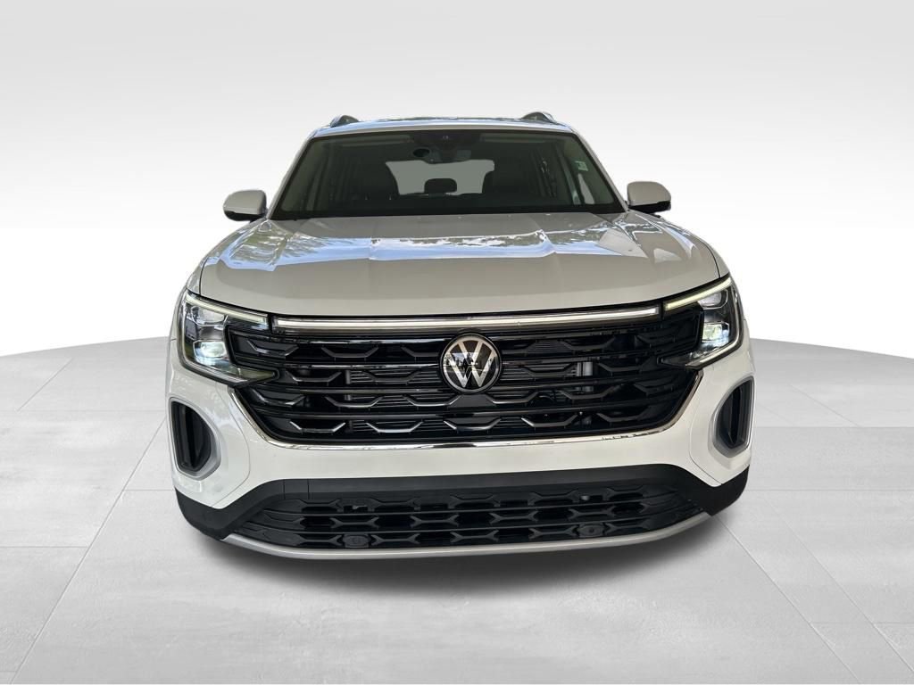 Used 2026 Volkswagen Atlas SE FWD image 11