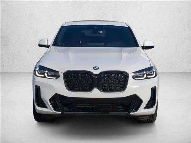 Used 2024 BMW X4 xDrive30i w/ M Sport Package AWD/4WD image 2