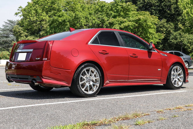 Used 2010 Cadillac CTS V w/ Wood Trim Package RWD image 8