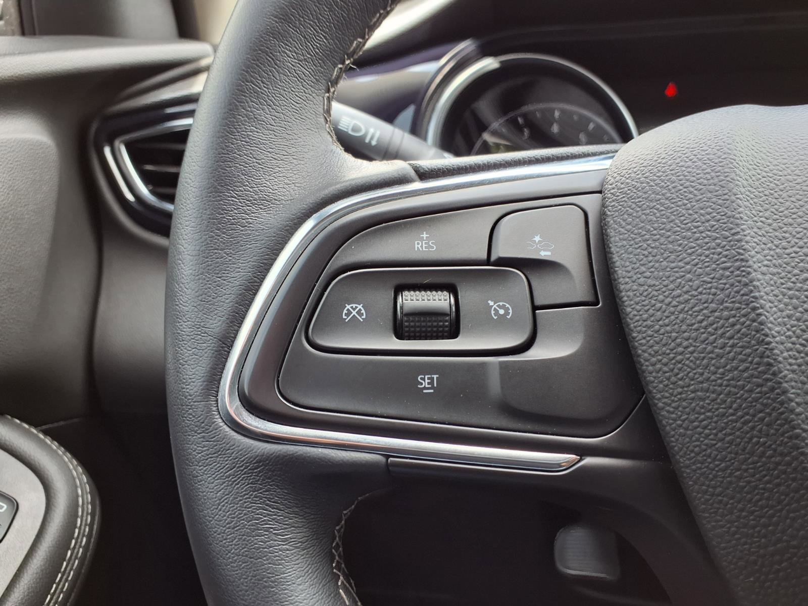 Used 2023 Buick Encore GX Select w/ Sport Touring Package image 16