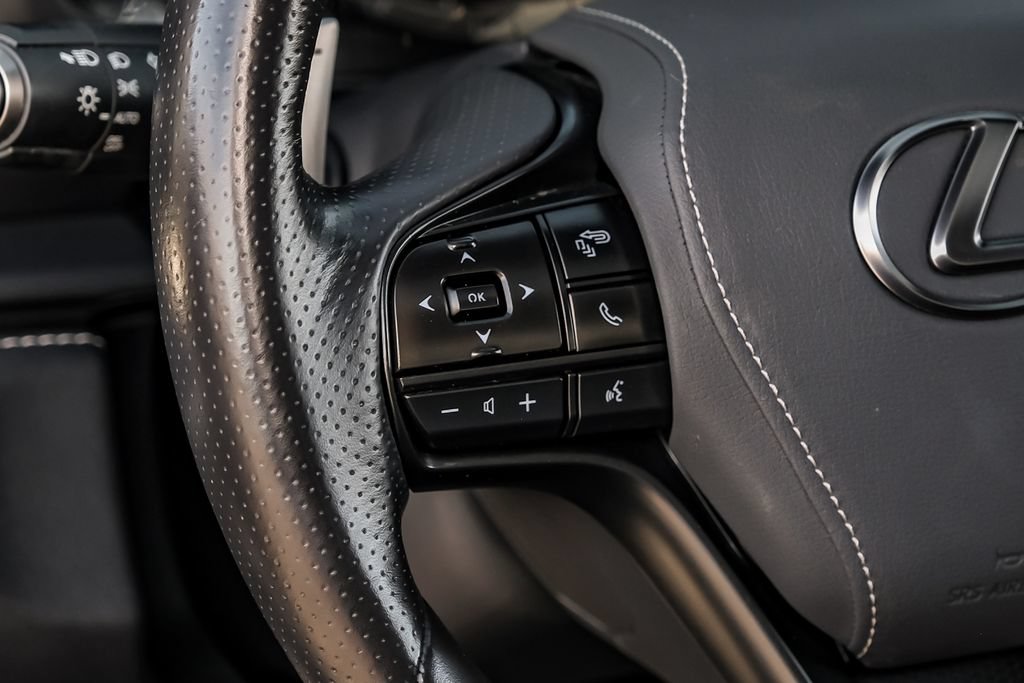 Used 2018 Lexus LC 500 Coupe w/ Touring Package RWD image 14