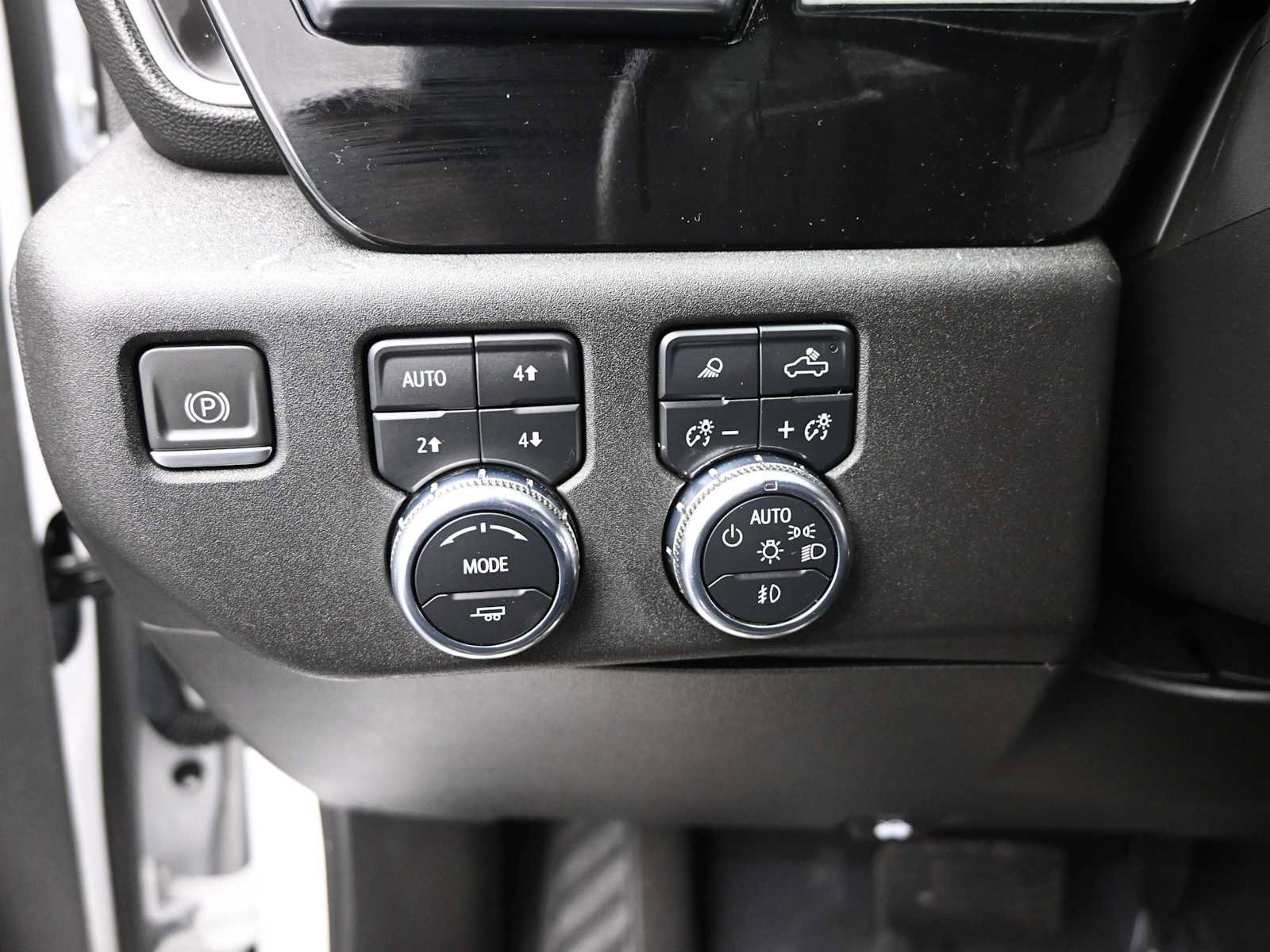 Used 2023 GMC Sierra 1500 SLT w/ SLT Convenience Package image 21