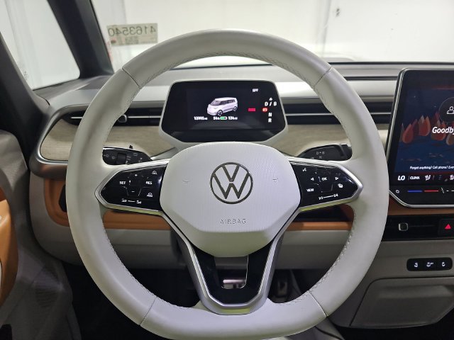 Used 2025 Volkswagen ID. Buzz Pro S Plus AWD/4WD image 8