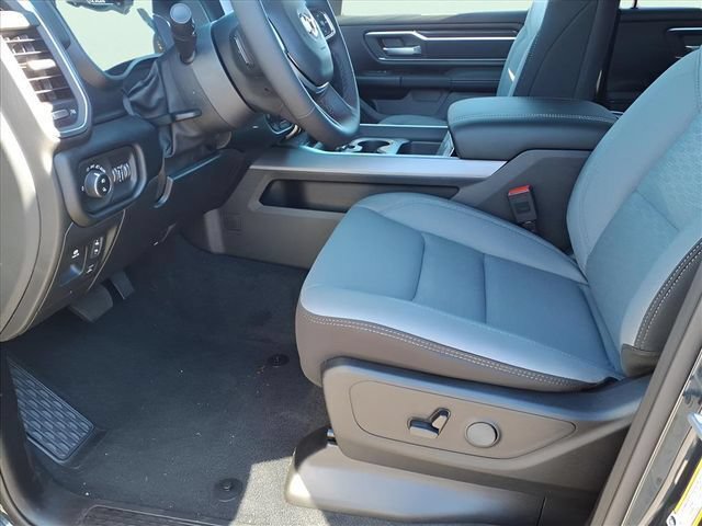 New 2026 RAM 1500 Big Horn AWD/4WD image 14