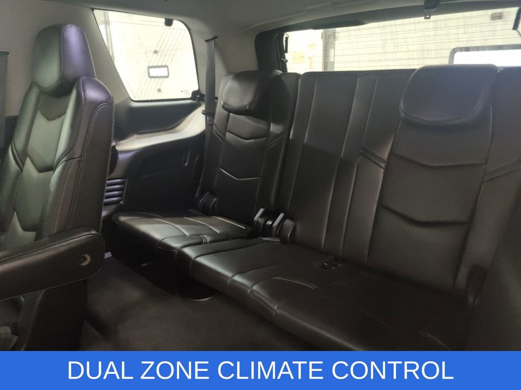 Used 2020 Cadillac Escalade Premium Luxury w/ Escalade Sport Edition image 38