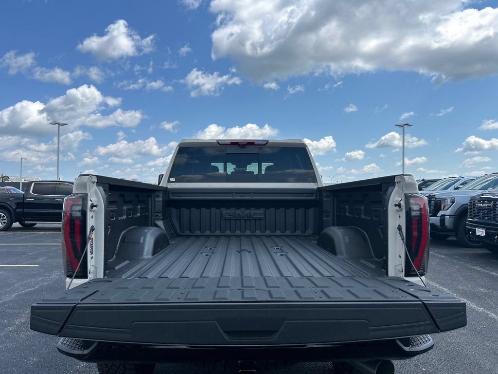 New 2026 GMC Sierra 2500 AT4X AWD/4WD image 39