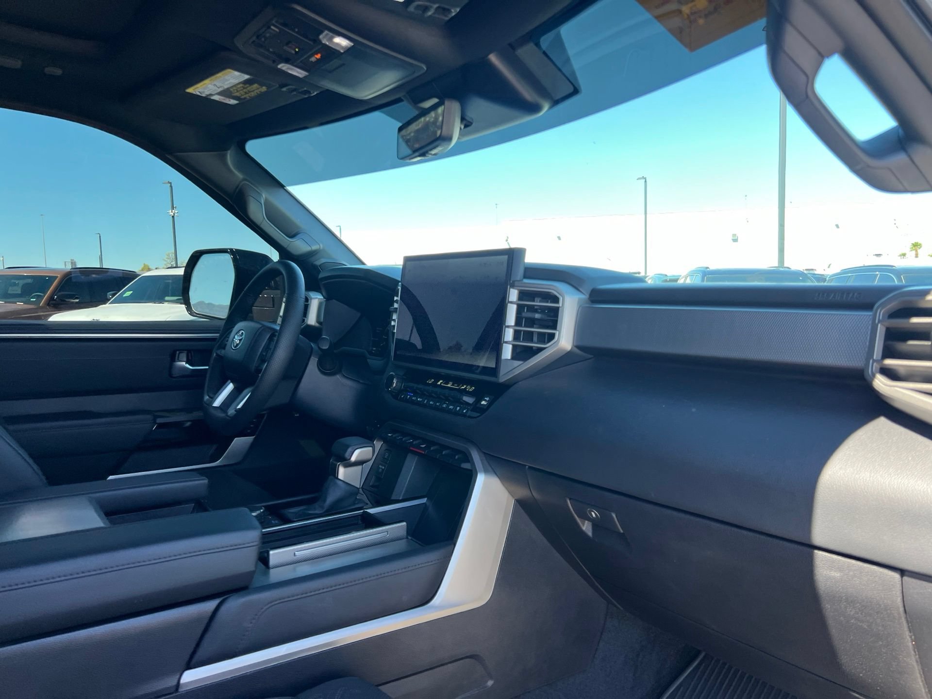 Used 2025 Toyota Sequoia Limited AWD/4WD image 27