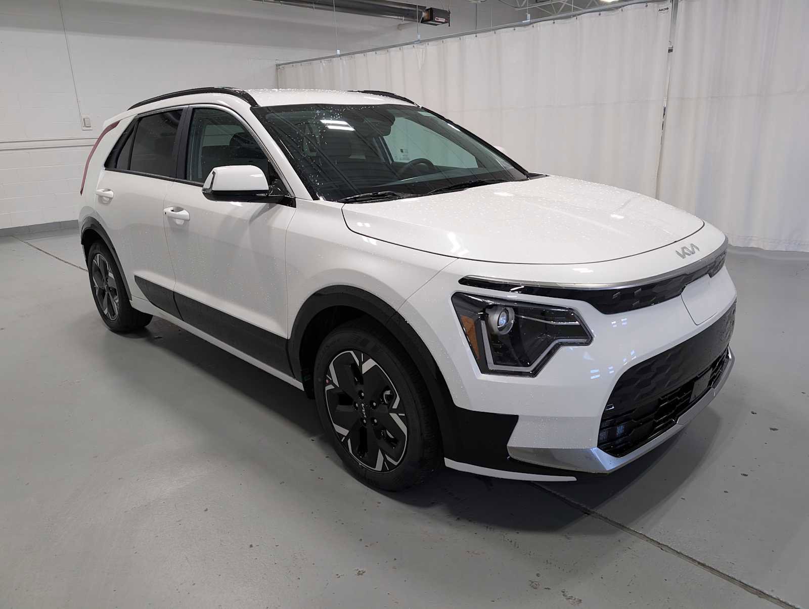 New 2025 Kia Niro Wind image 6