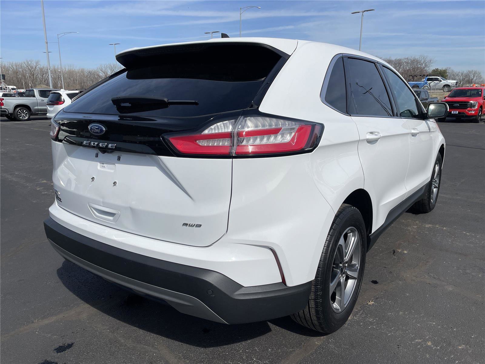 Used 2024 Ford Edge SEL w/ Convenience Package AWD/4WD image 5