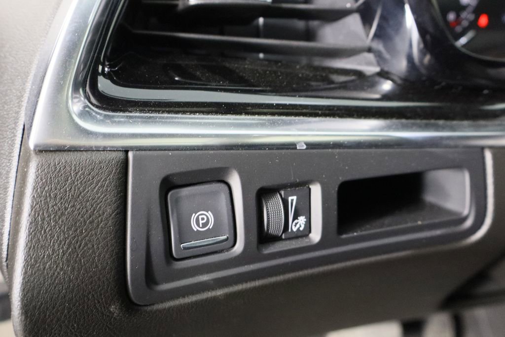 Used 2022 Cadillac XT6 Premium Luxury AWD/4WD image 25