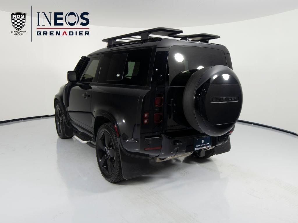 Used 2024 Land Rover Defender 90 X-Dynamic SE AWD/4WD image 7