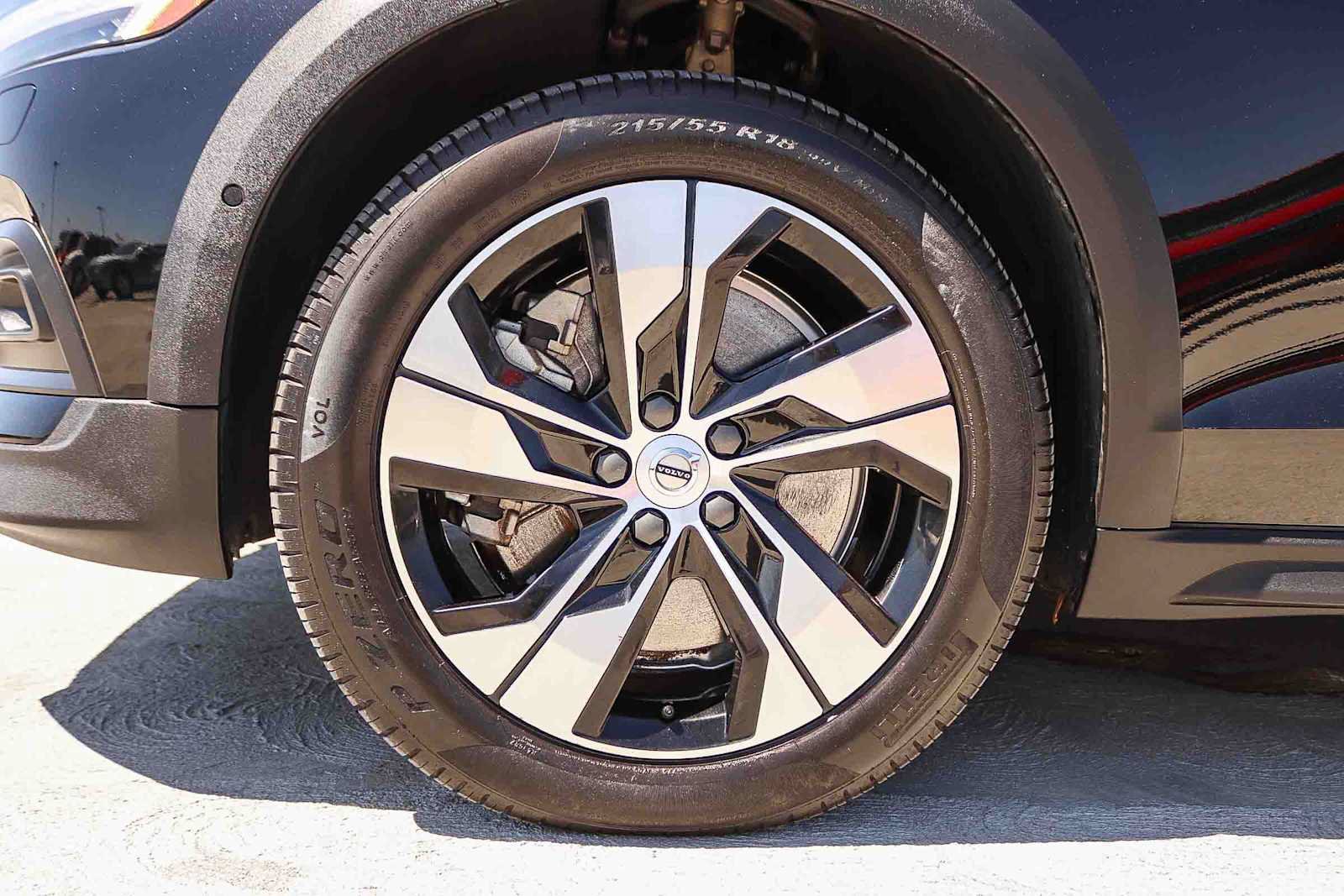 Used 2023 Volvo V60 B5 Cross Country Plus AWD/4WD image 14