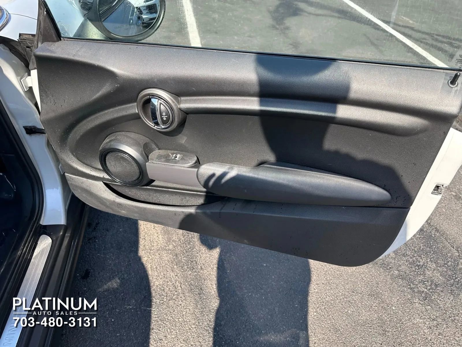 Used 2015 MINI Cooper 2-Door Hardtop image 15