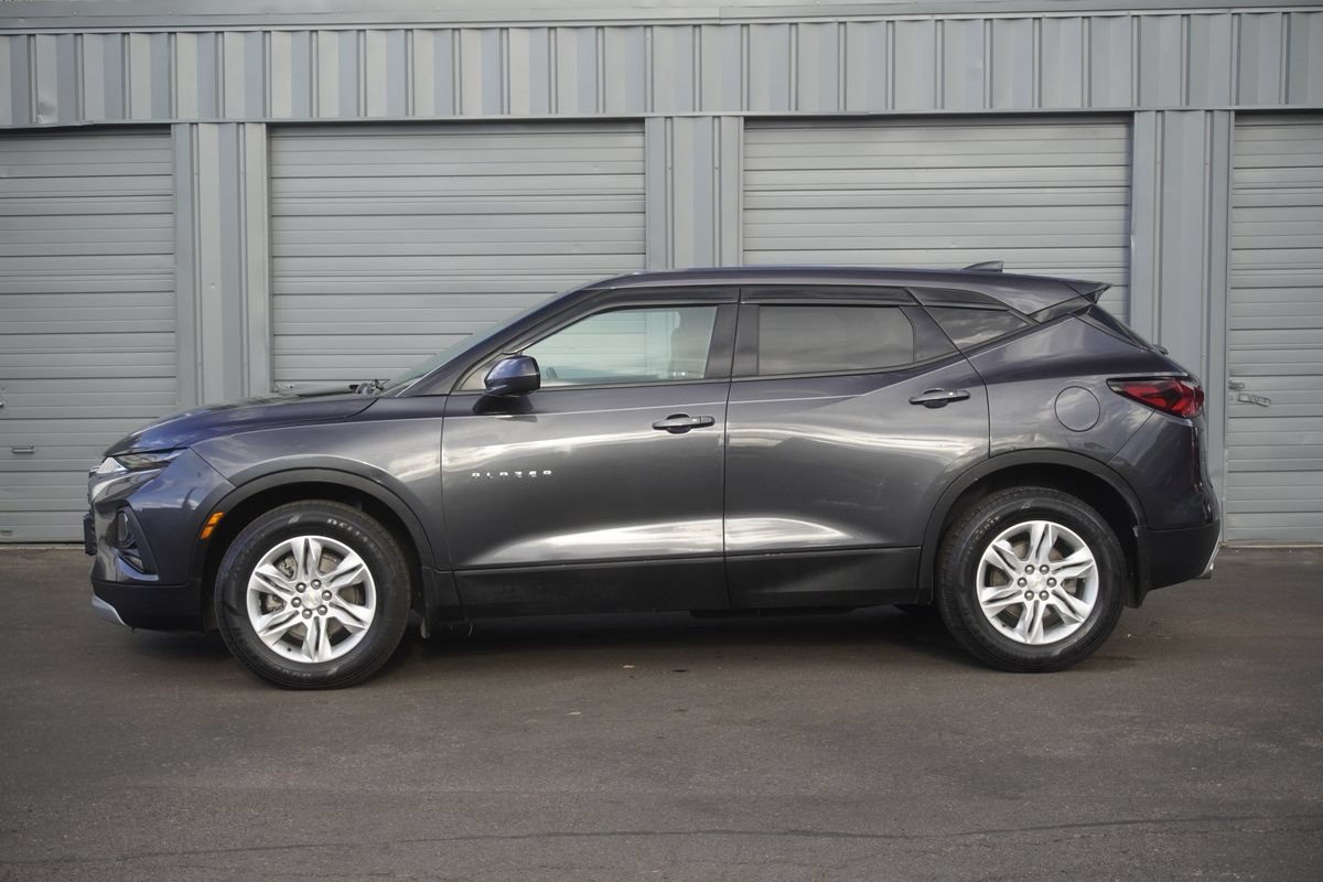 Used 2021 Chevrolet Blazer LT AWD/4WD image 2