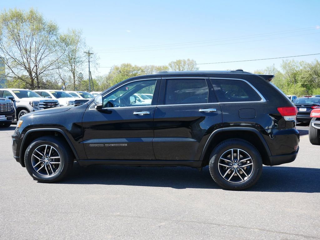 Used 2017 Jeep Grand Cherokee Limited AWD/4WD image 6