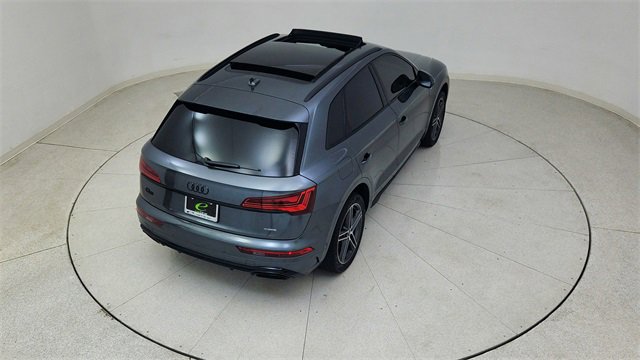 Used 2024 Audi Q5 e Prestige w/ Prestige Package image 87