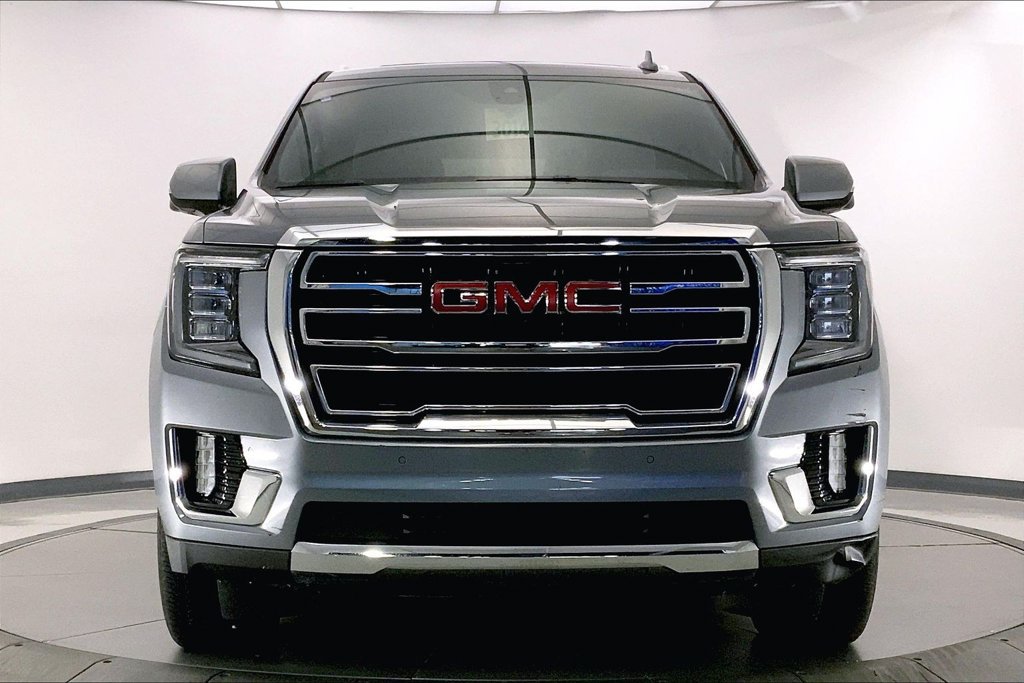 Used 2021 GMC Yukon SLT w/ SLT Luxury Plus Package AWD/4WD image 2