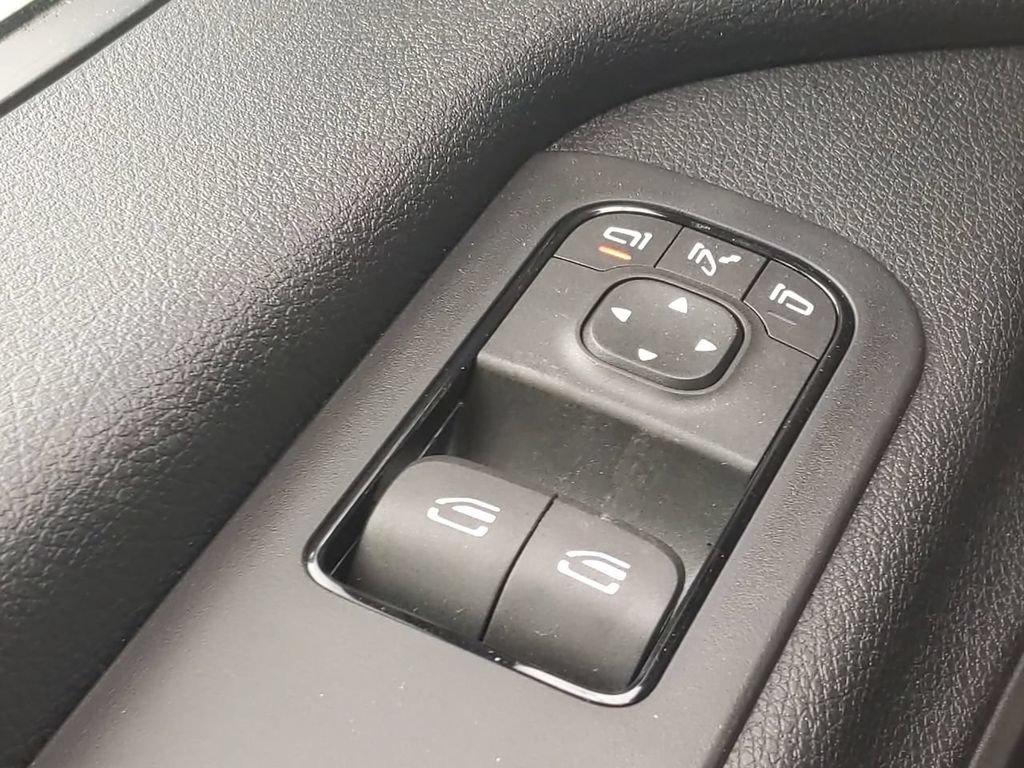 Used 2022 Mercedes-Benz Sprinter 2500 image 19