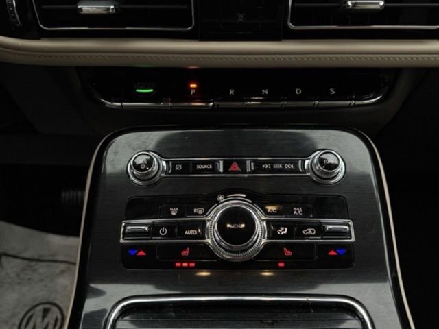 Used 2022 Lincoln Nautilus AWD image 29