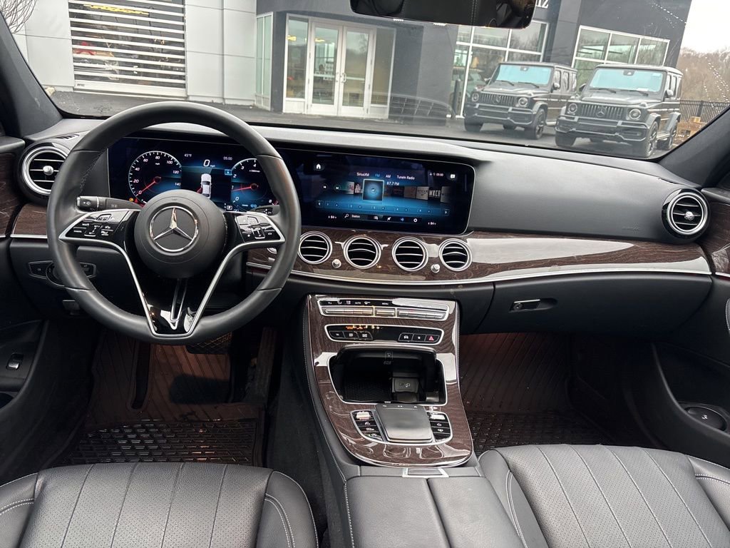Used 2023 Mercedes-Benz E 450 4MATIC Sedan image 9