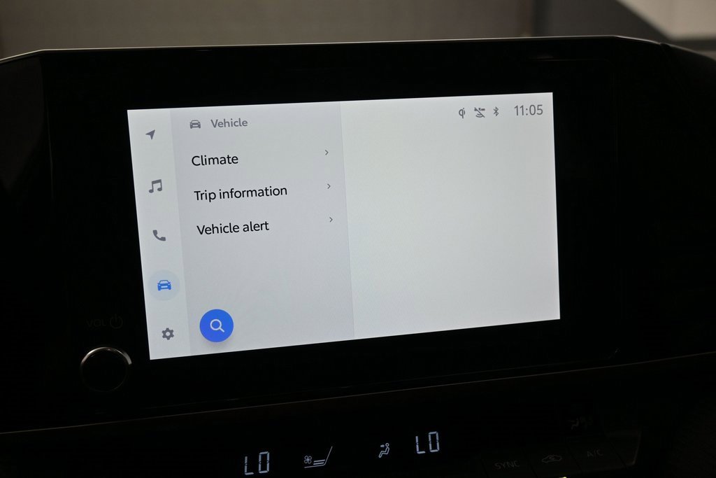 Used 2025 Toyota Camry SE image 19