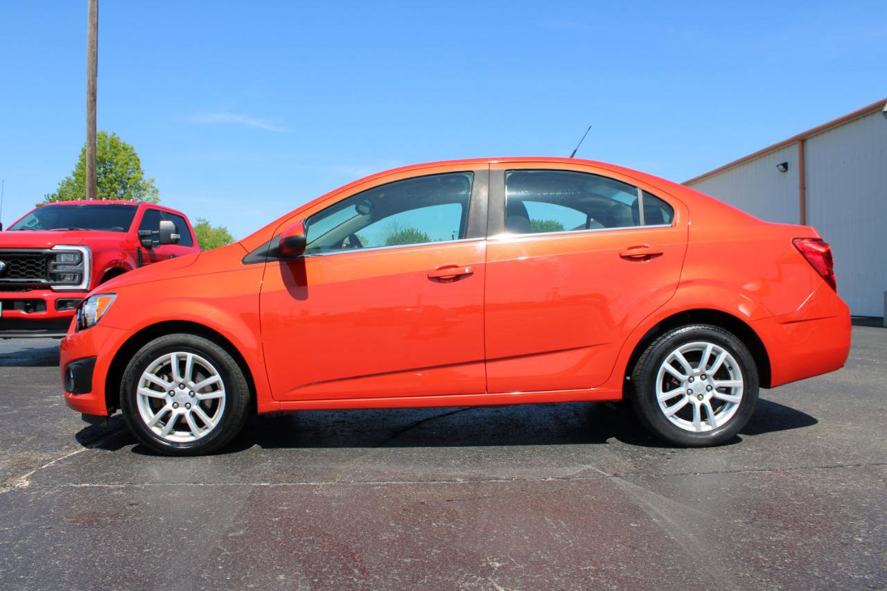 Used 2013 Chevrolet Sonic LT w/ Wheels and Fog Lamp Package FWD image 11