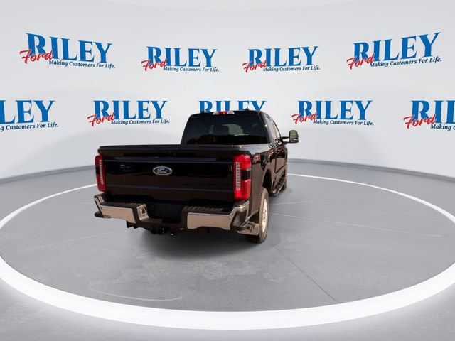 New 2026 Ford F250 XLT w/ XLT Premium Package image 9