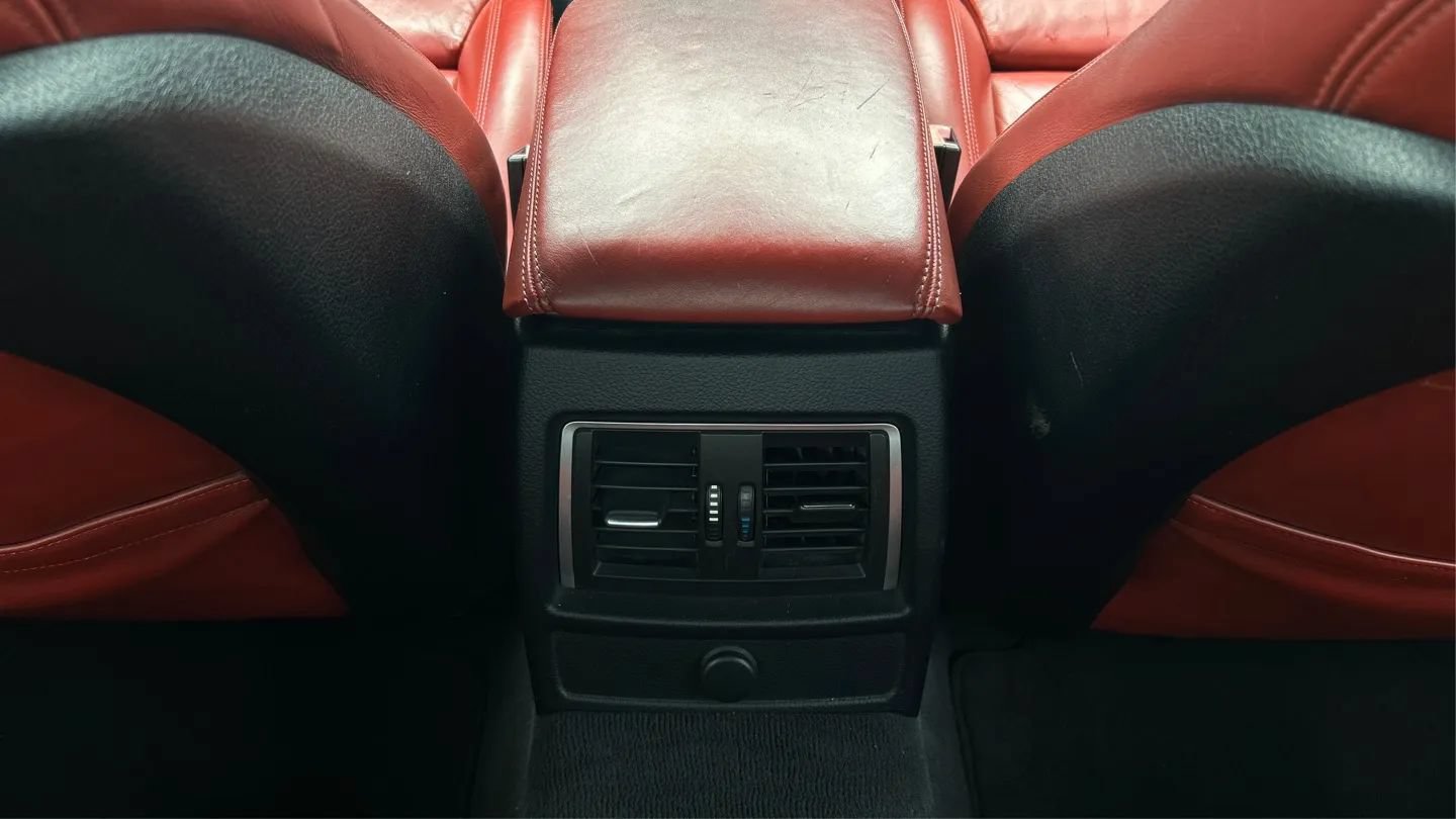 Used 2016 BMW M4 Convertible RWD image 38