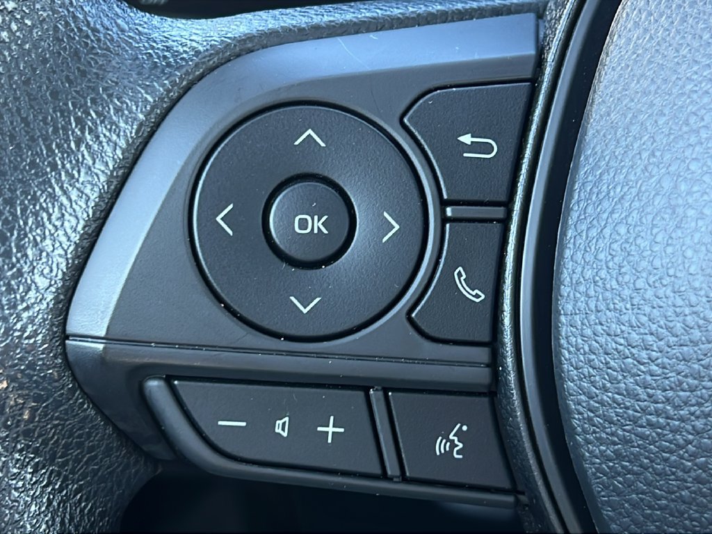 Used 2024 Toyota Corolla LE FWD image 18