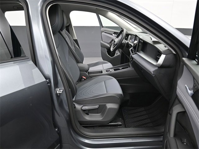 New 2026 Volkswagen Tiguan SE image 14