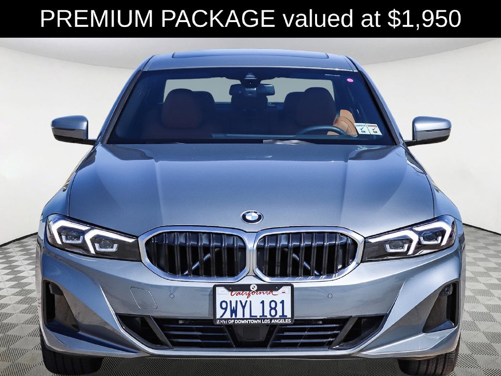 Used 2026 BMW 330i Sedan w/ Premium Package RWD image 2