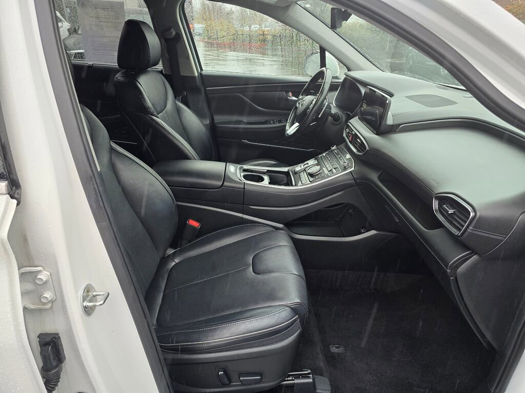 Used 2023 Hyundai Santa Fe Limited image 11