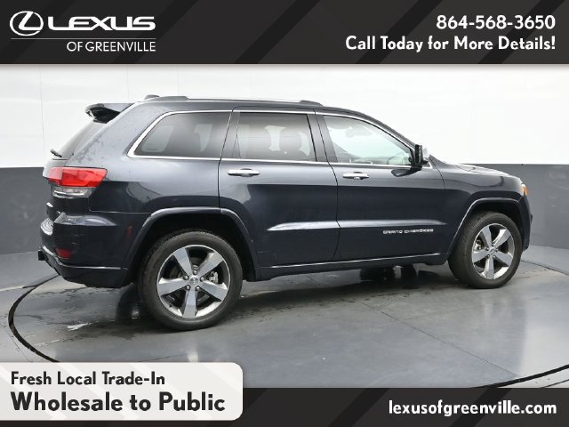 Used 2014 Jeep Grand Cherokee Overland w/ Advanced Technology Group AWD/4WD image 9
