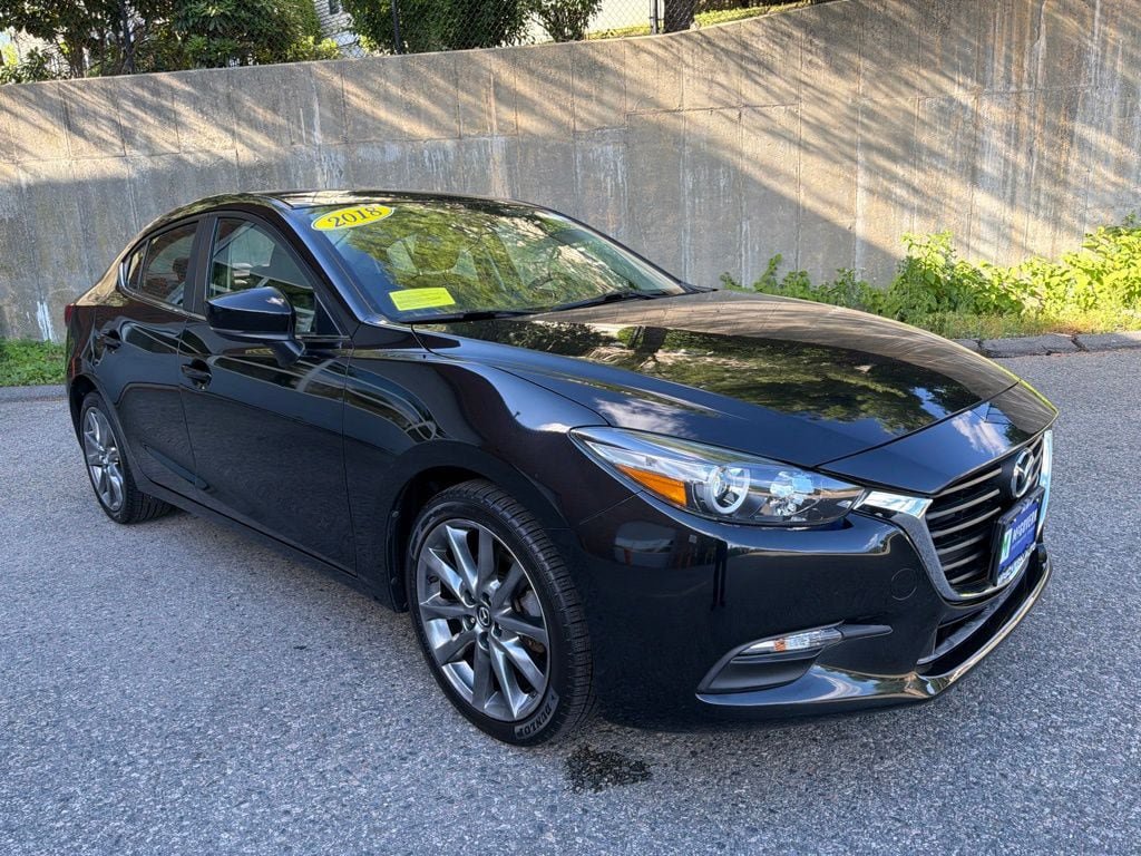 Used 2018 MAZDA MAZDA3 Touring FWD image 8