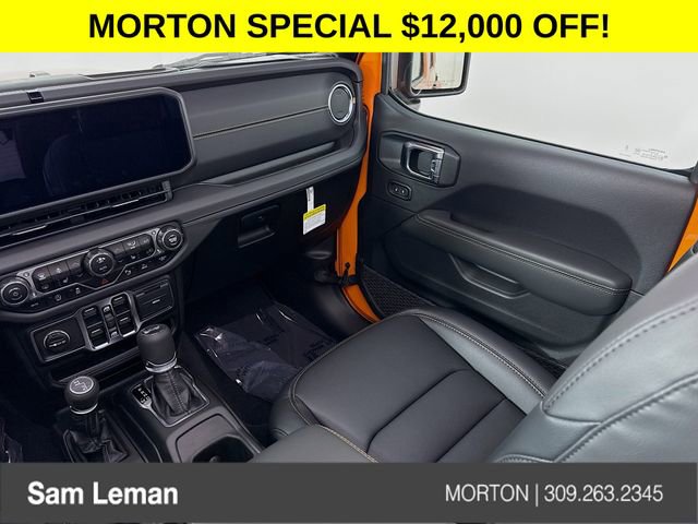 New 2025 Jeep Wrangler Sahara image 24