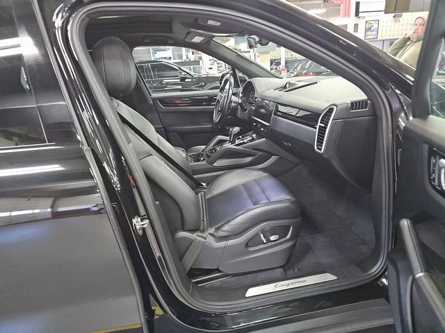 Used 2019 Porsche Cayenne image 5
